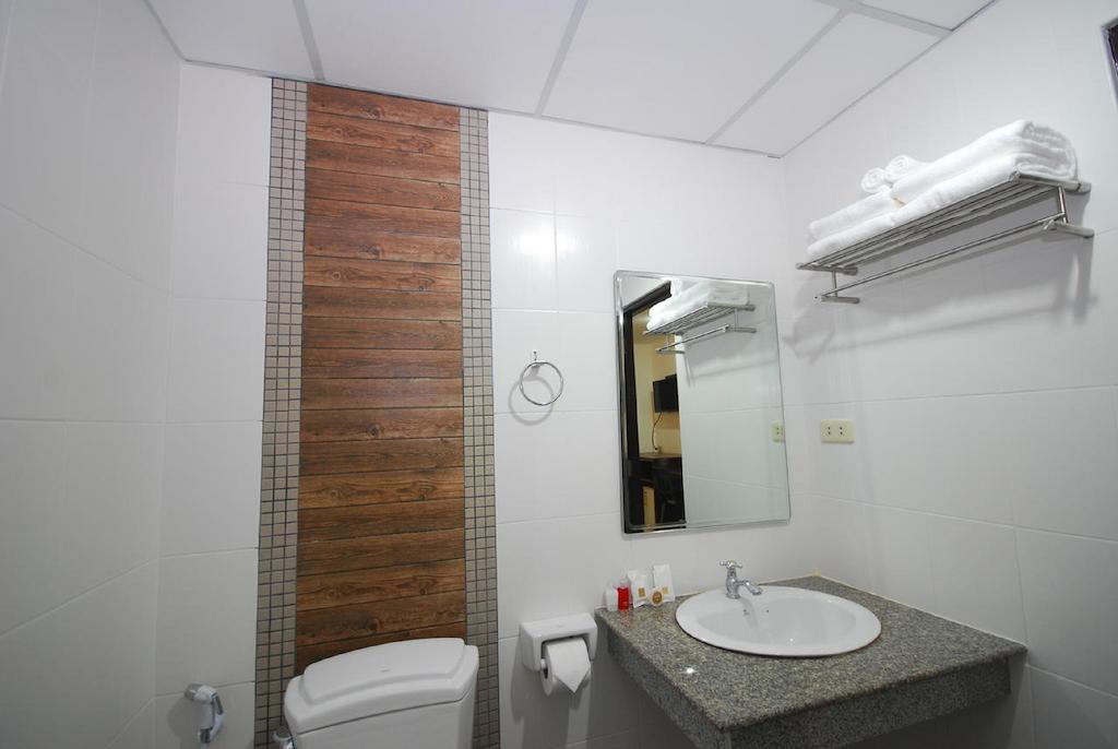 Patong Budget Rooms Rom bilde