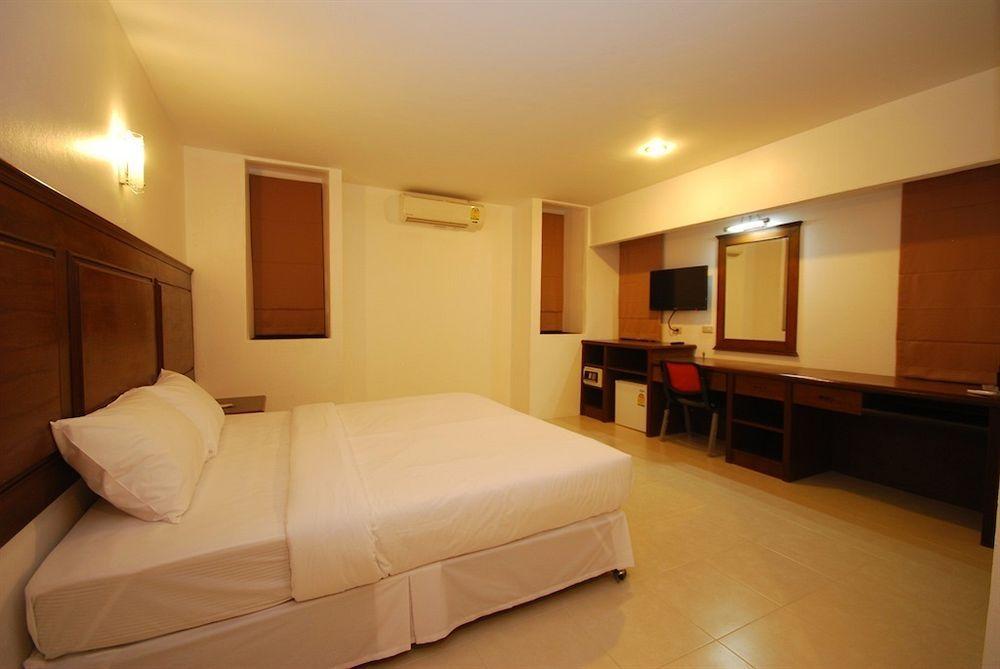 Patong Budget Rooms Eksteriør bilde