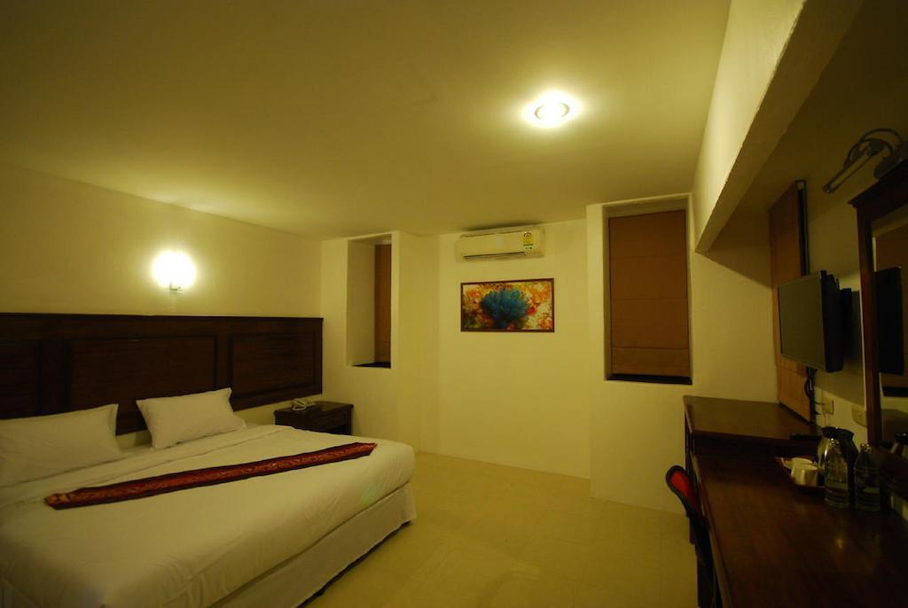 Patong Budget Rooms Eksteriør bilde
