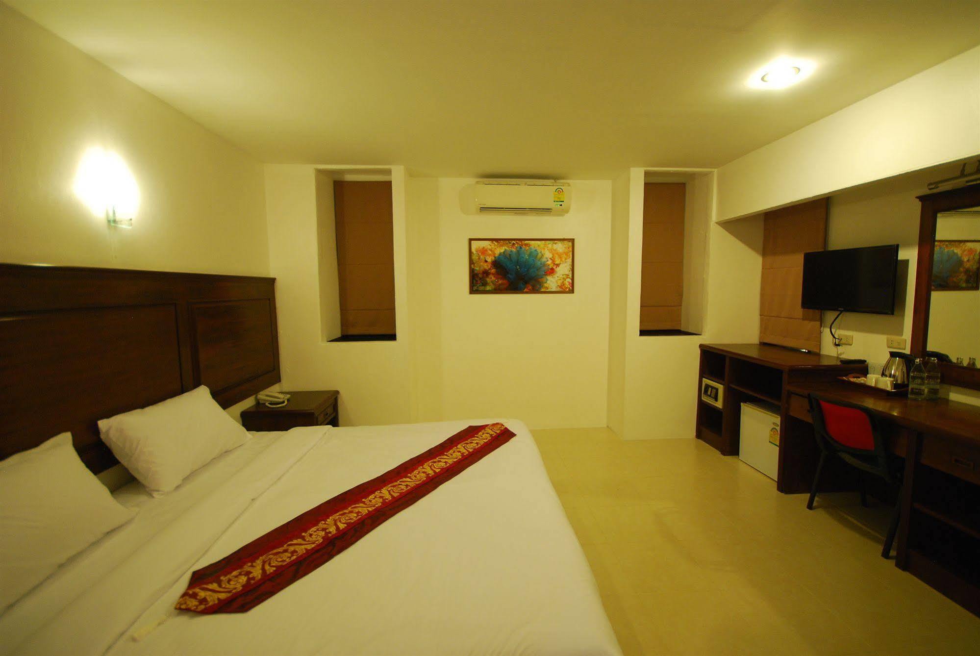 Patong Budget Rooms Eksteriør bilde